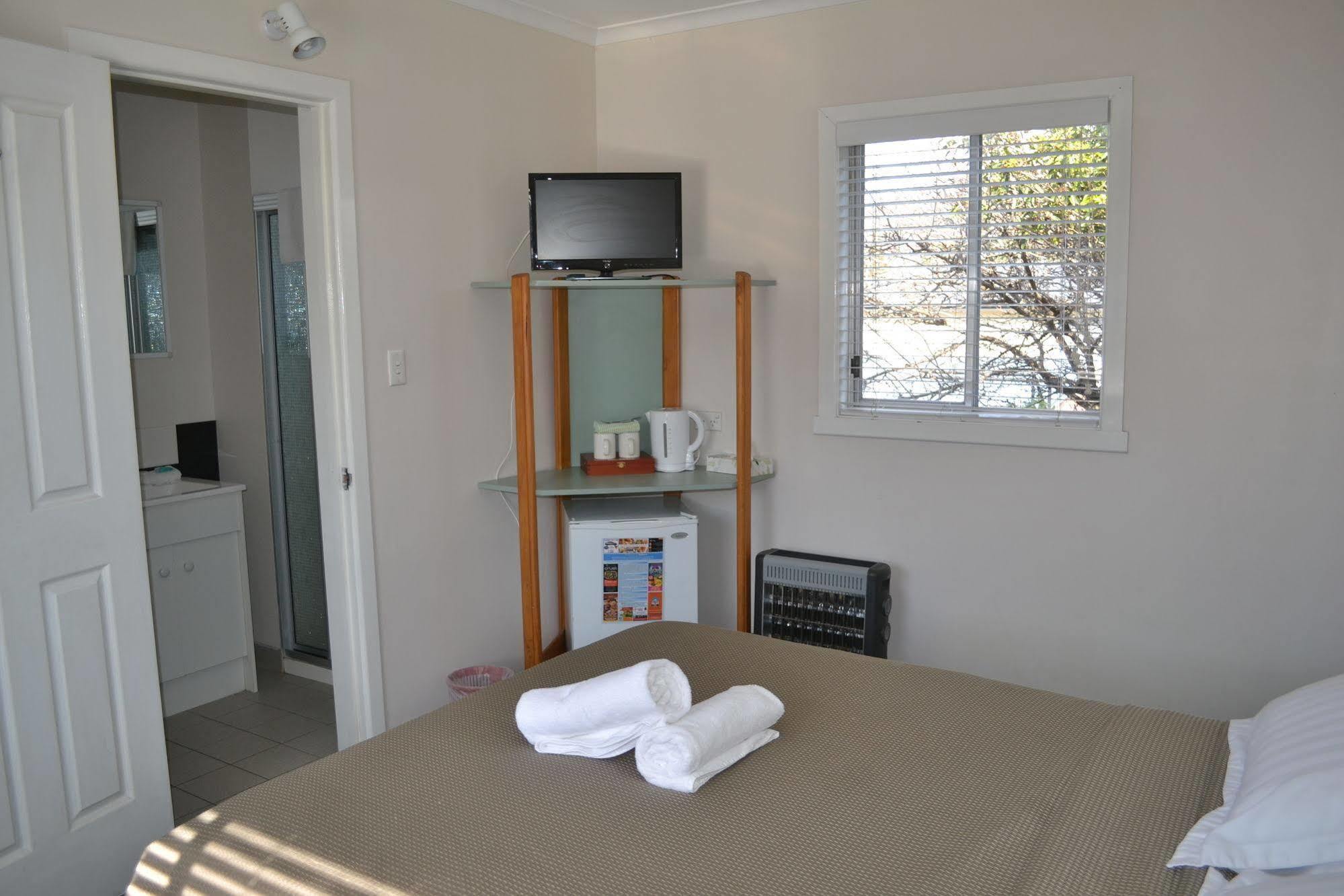 Hobart Tower Motel Екстер'єр фото