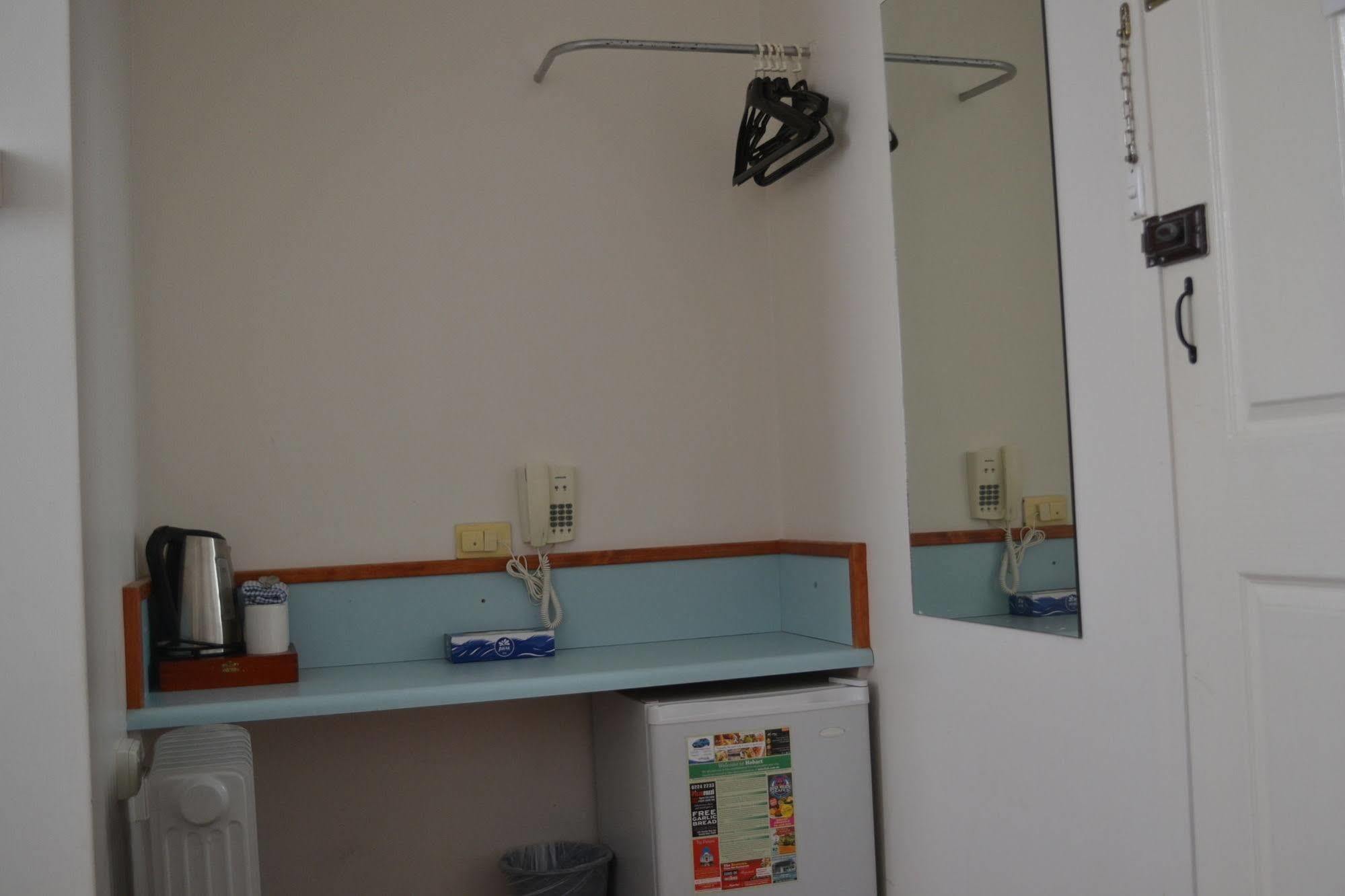 Hobart Tower Motel Екстер'єр фото